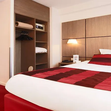 Kyriad Centre 3* גרנובל