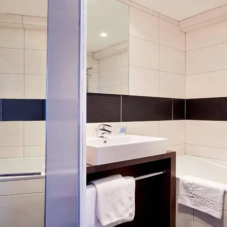 格勒诺布尔中心基里亚德酒店 酒店 格勒诺布尔