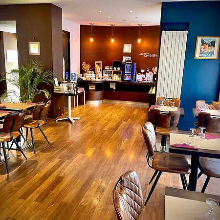 Kyriad Centre Hotel